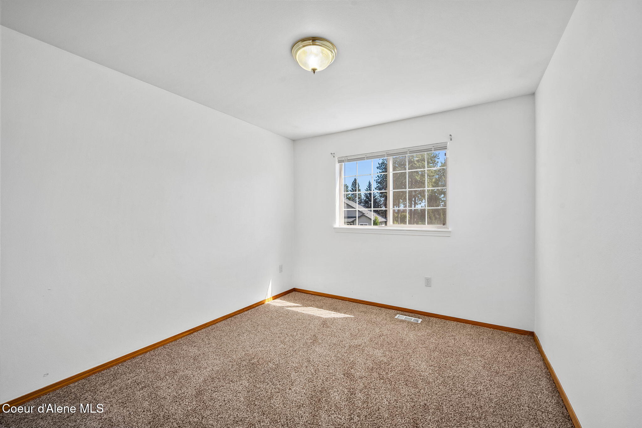 2441 North Henry Street Post Falls, ID 83854 - Photo 35 of 48 39-web-or-mls-DSC_4478