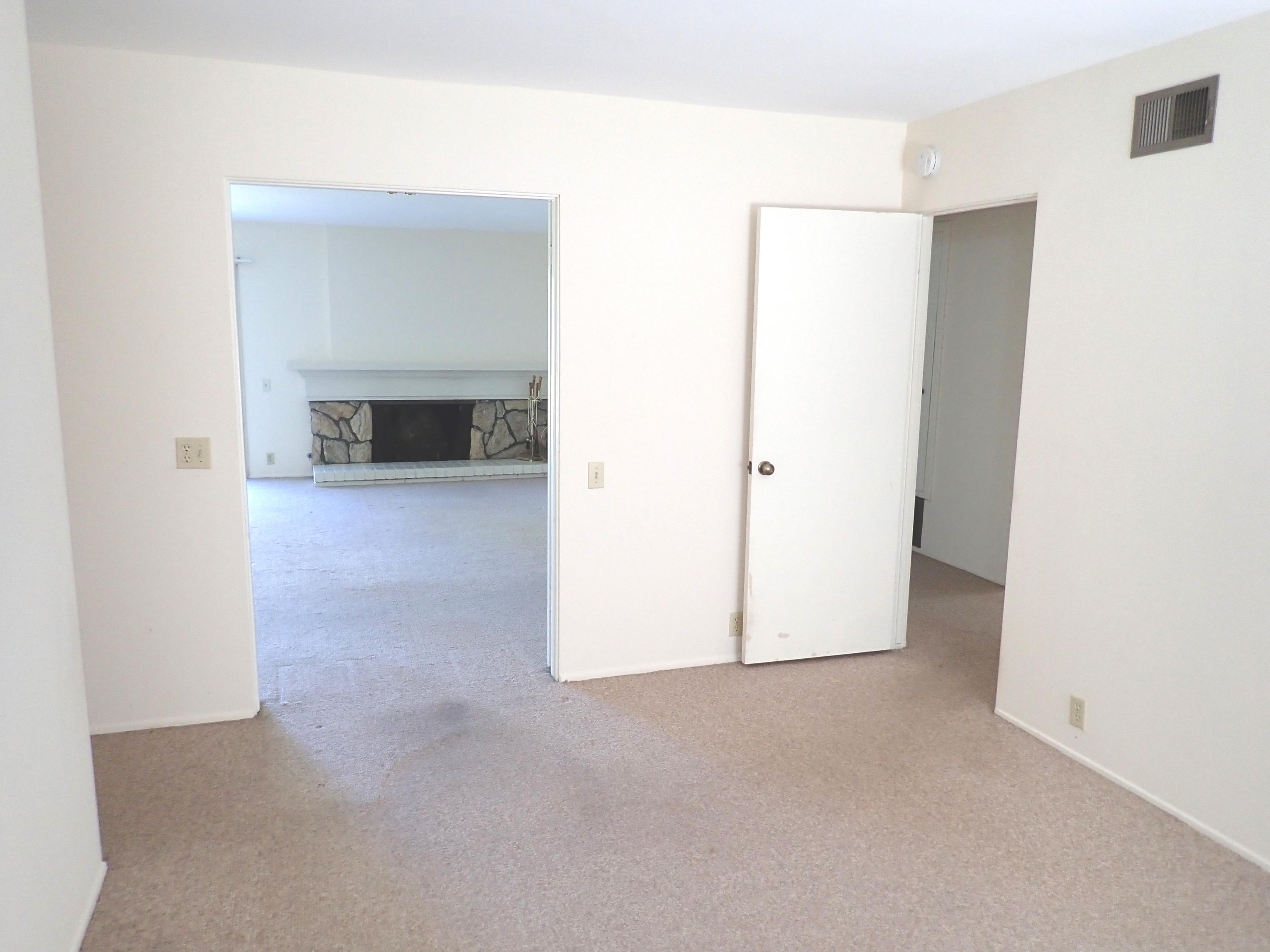 483 Reed Court Goleta, CA 93117 - Photo 23 of 37 a view of a livingroom with a hallway