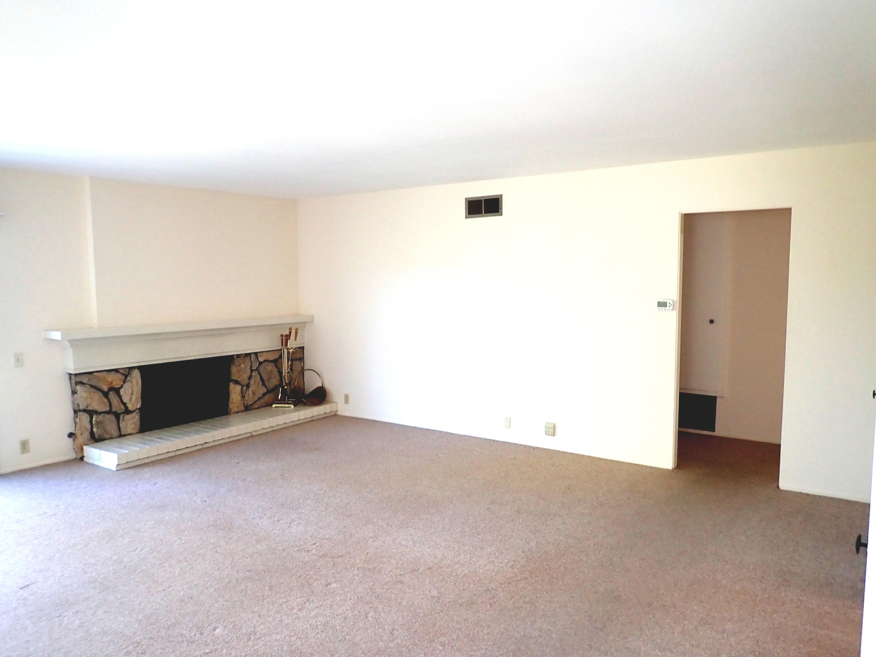 483 Reed Court Goleta, CA 93117 - Photo 5 of 37 a view of an empty room