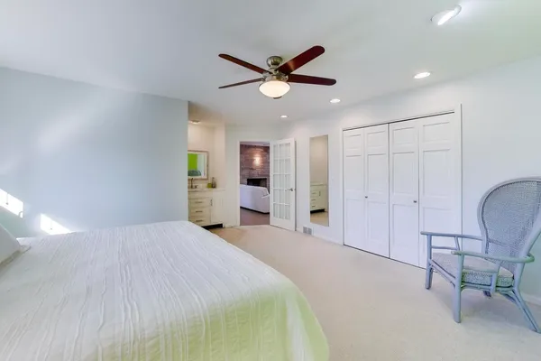 $3,400 | 2616 North Dryden Place, Arlington Heights, IL 60004