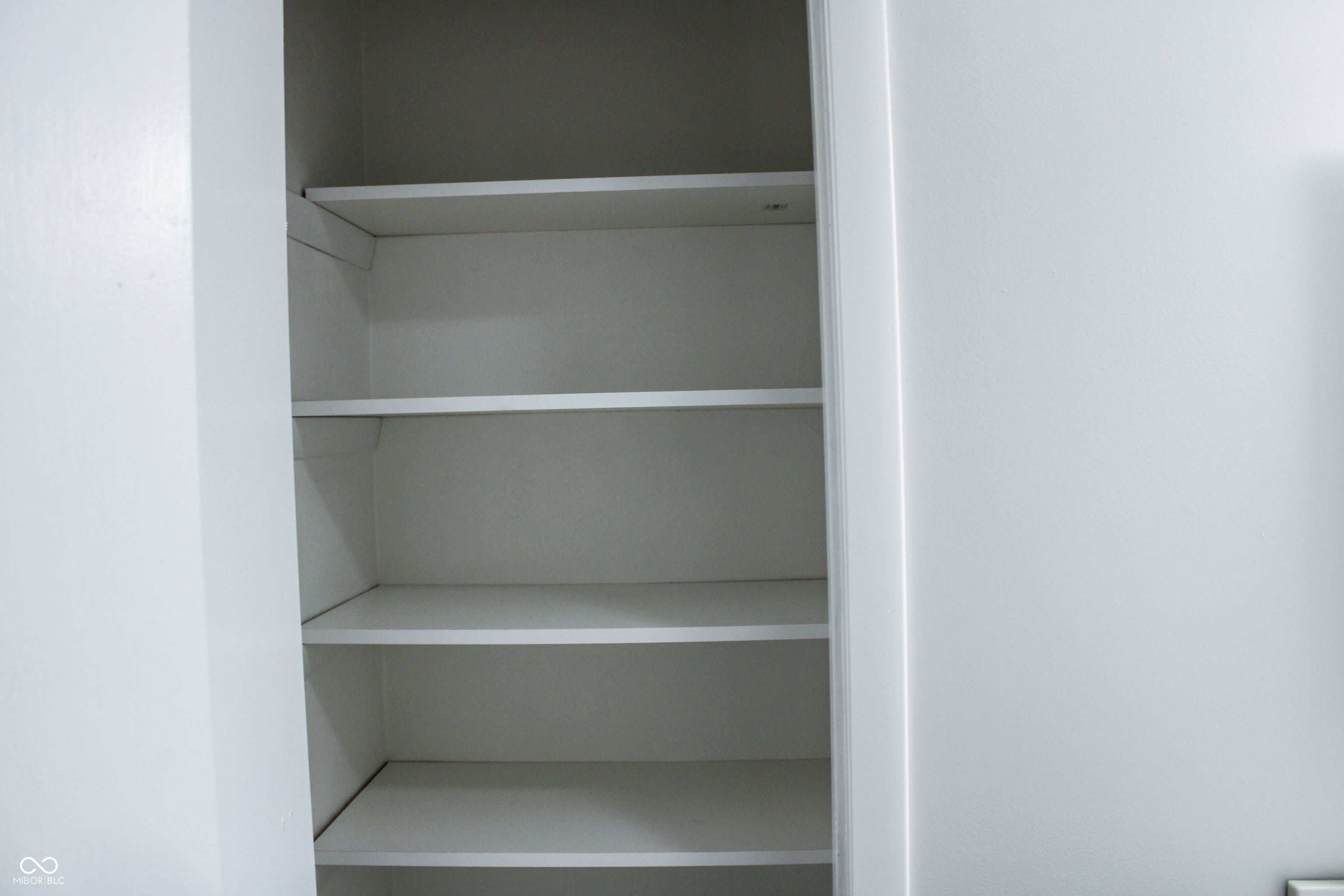 4520 North Sunset Boulevard North Vernon, IN 47265 - Photo 12 of 29