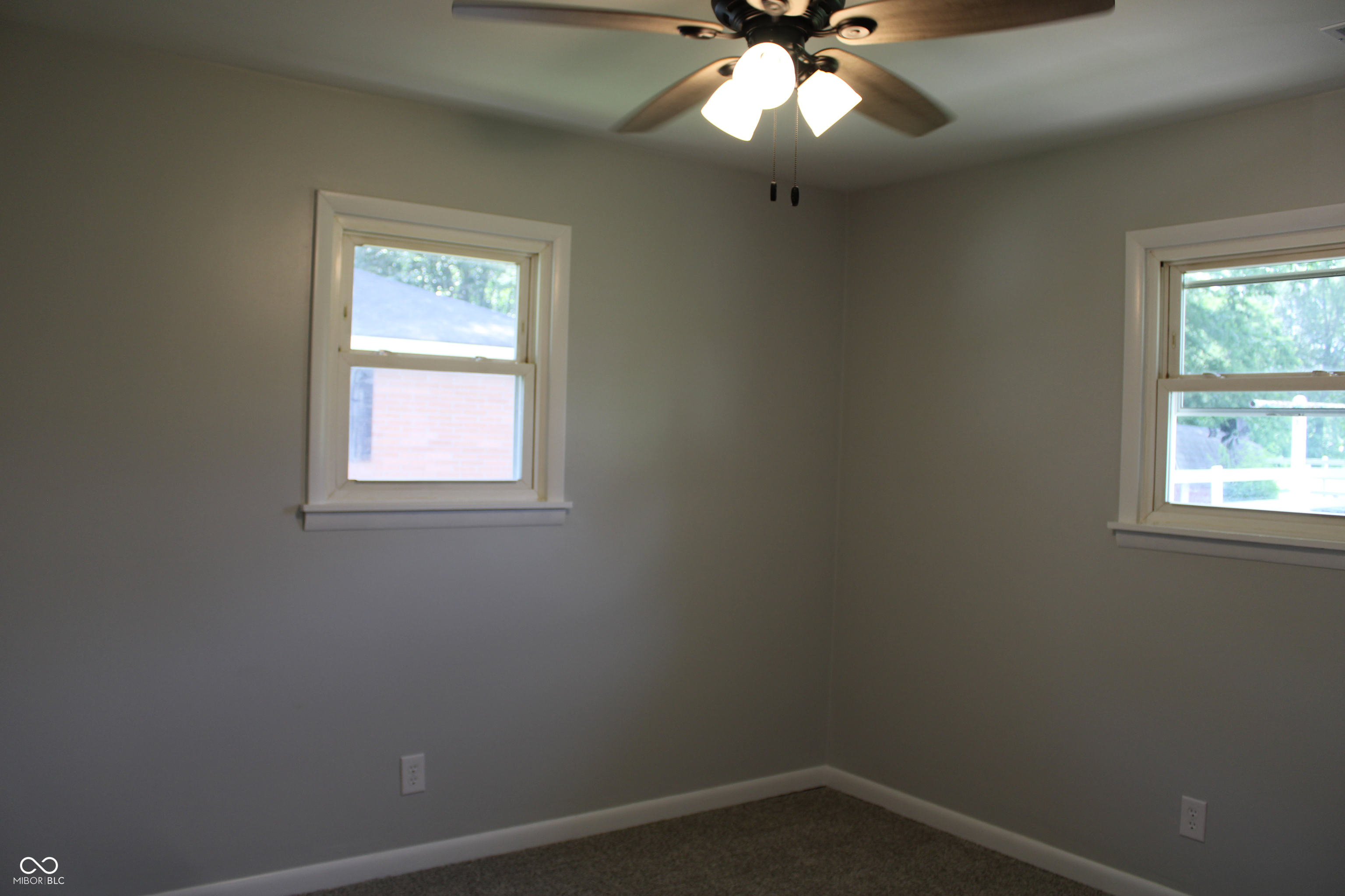 4520 North Sunset Boulevard North Vernon, IN 47265 - Photo 15 of 29