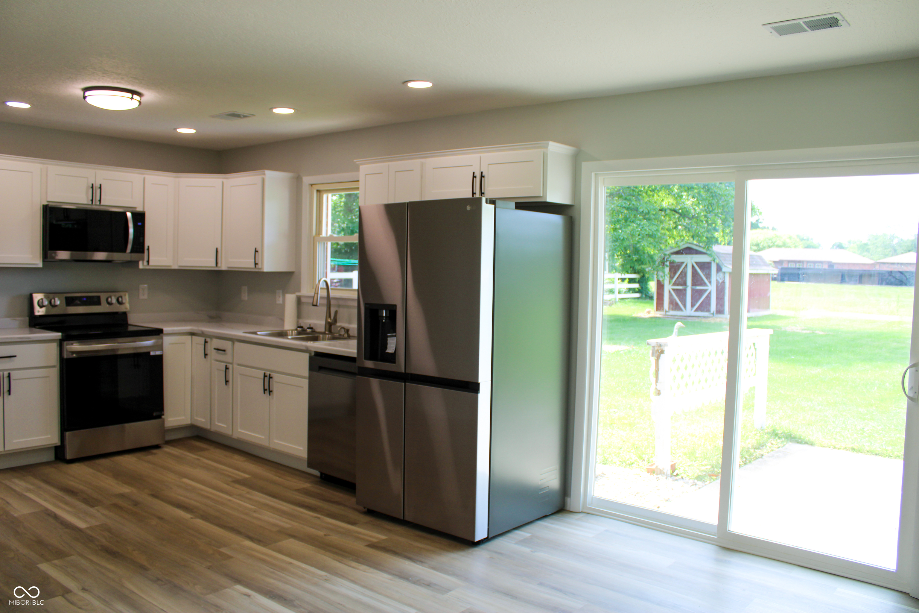 4520 North Sunset Boulevard North Vernon, IN 47265 - Photo 4 of 29