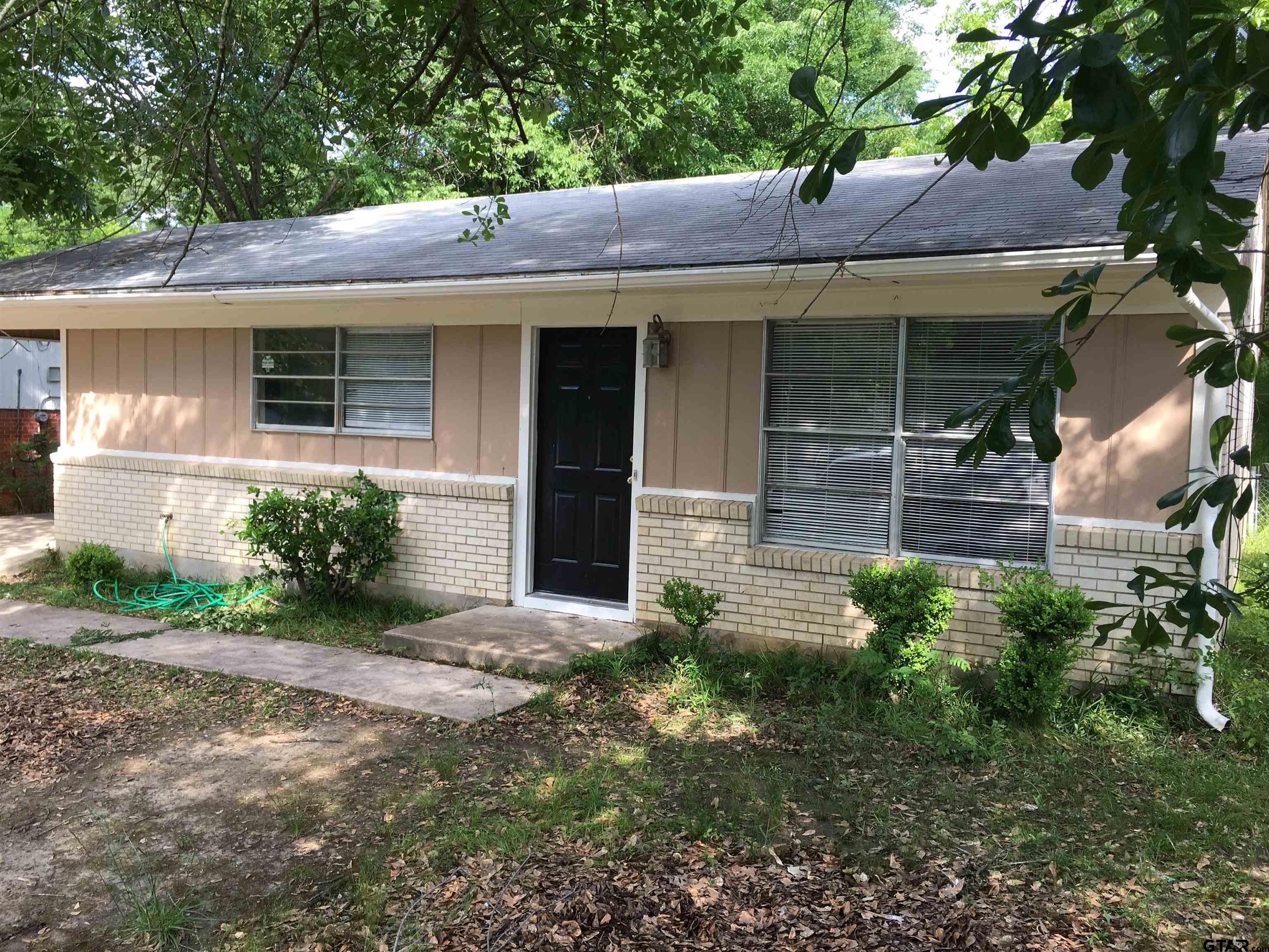 2011 Lee Street Tyler, TX 75702 - Photo 2 of 14
