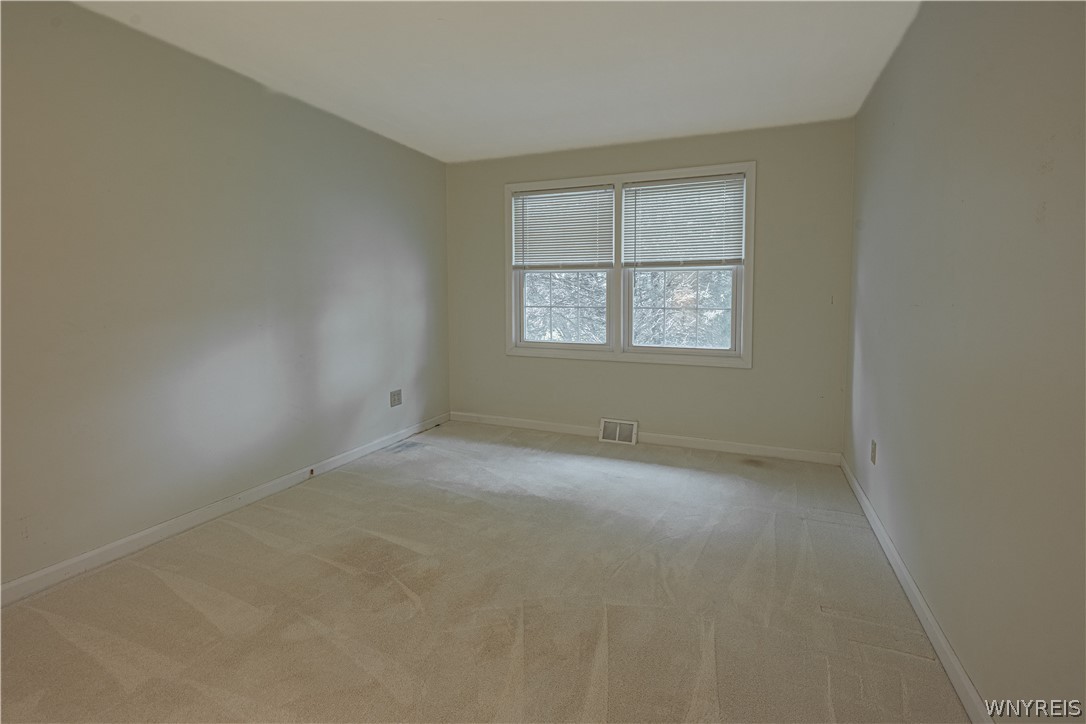 70 Westchester Road Amherst, NY 14221 - Photo 22 of 38