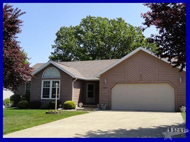1925 Hunter's Ridge Drive Huntington, IN 46750 - Photo 1 of 25 Gallery Image 1