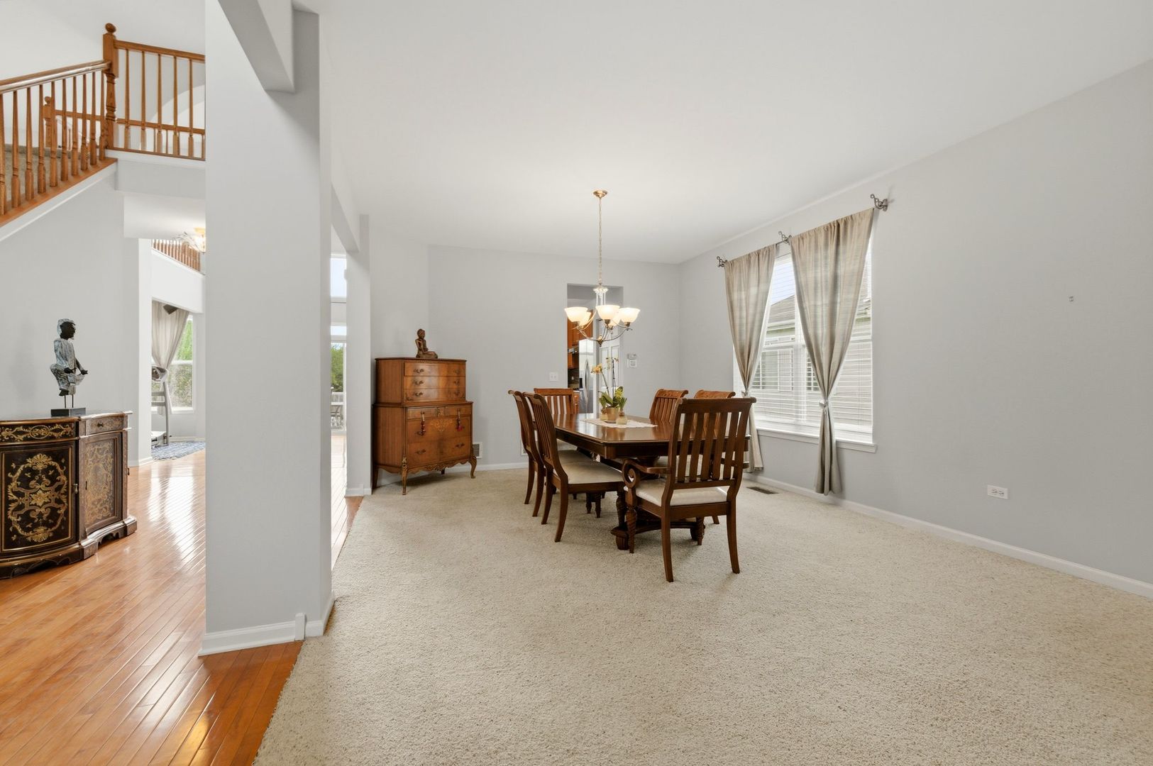 2915 Kelly Drive Elgin, IL 60124 - Photo 5 of 40