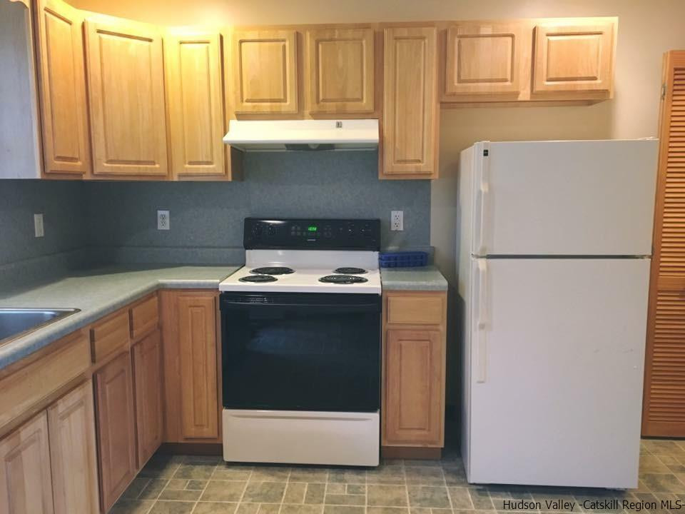 369 New Unionville Road, Unit 1 Wallkill, NY 12589 - Photo 5 of 11 a utility room with dryer and washer