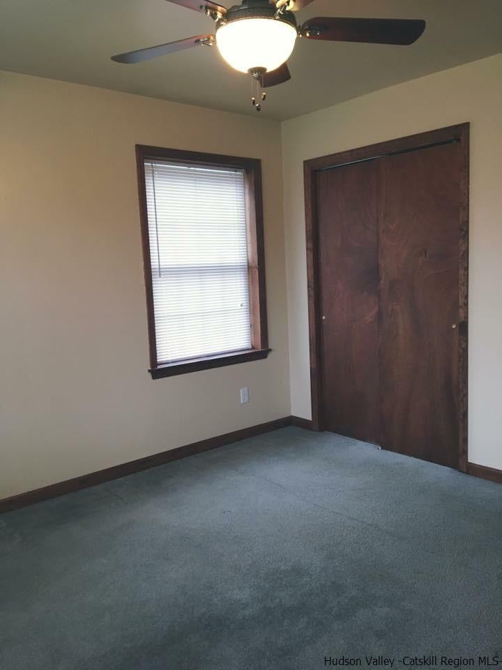 369 New Unionville Road, Unit 1 Wallkill, NY 12589 - Photo 8 of 11 an empty room with a window