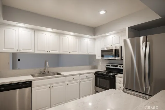 $1,150,000 | 30355 Via Venida, Laguna Niguel, CA 92677