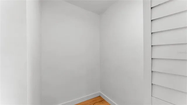 a view of empty room with window