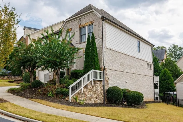 $5,500 | 11760 Stratham Drive, Alpharetta, GA 30009