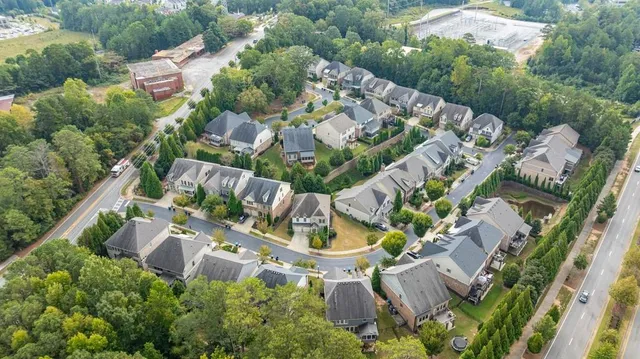 $5,500 | 11760 Stratham Drive, Alpharetta, GA 30009