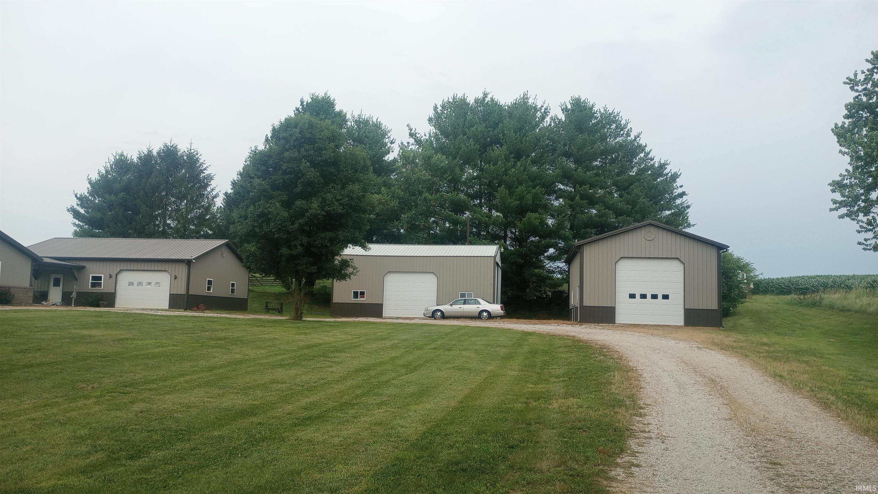 2219 Loudermilk Road Vincennes, IN 47591 - Photo 2 of 46