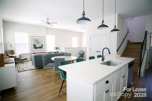 $2,715 | 4106 Anker Haus Drive, Unit B2, Charlotte, NC 28205