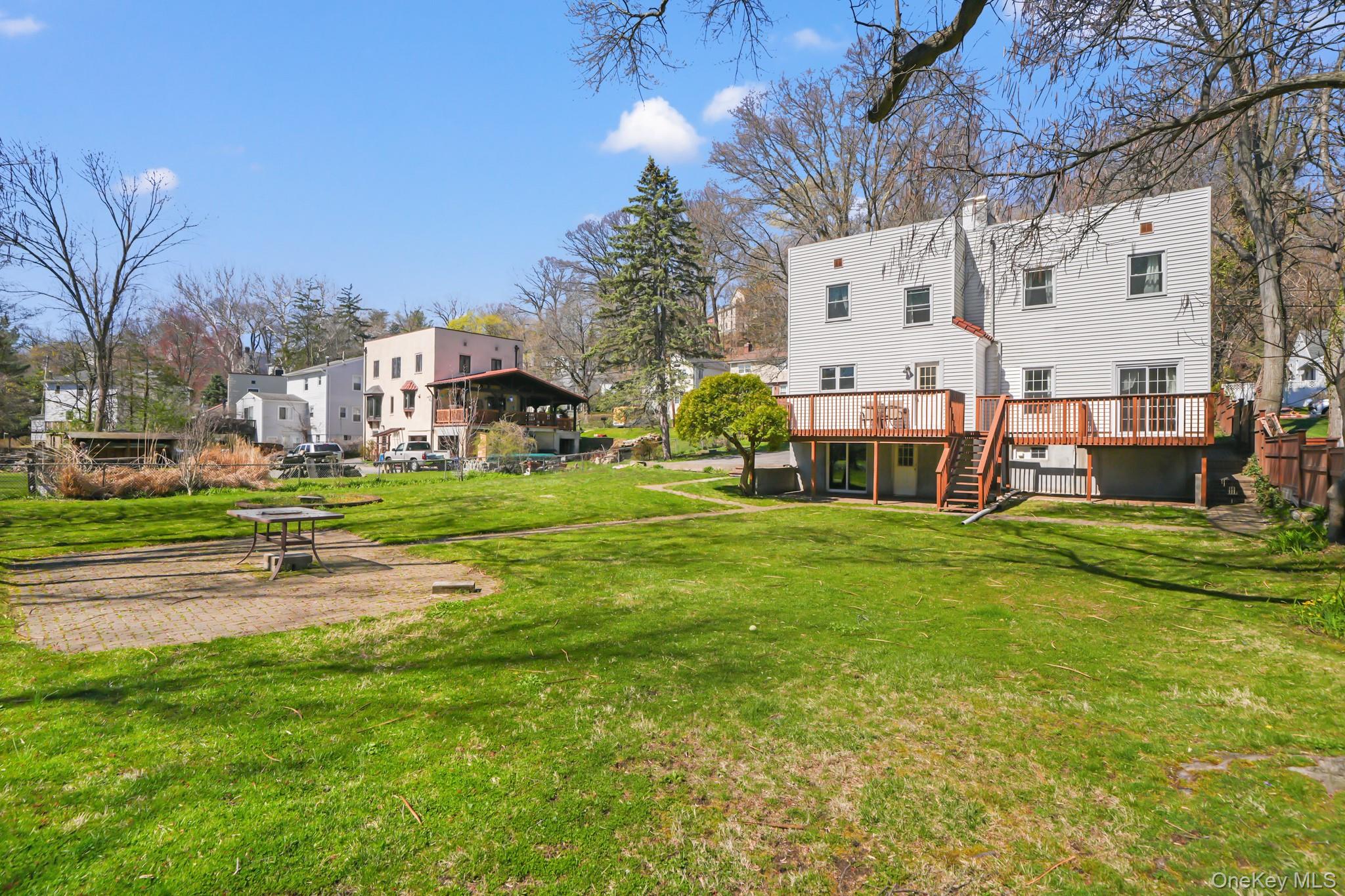 68 Avondale Road Yonkers, NY 10710 - Photo 25 of 29