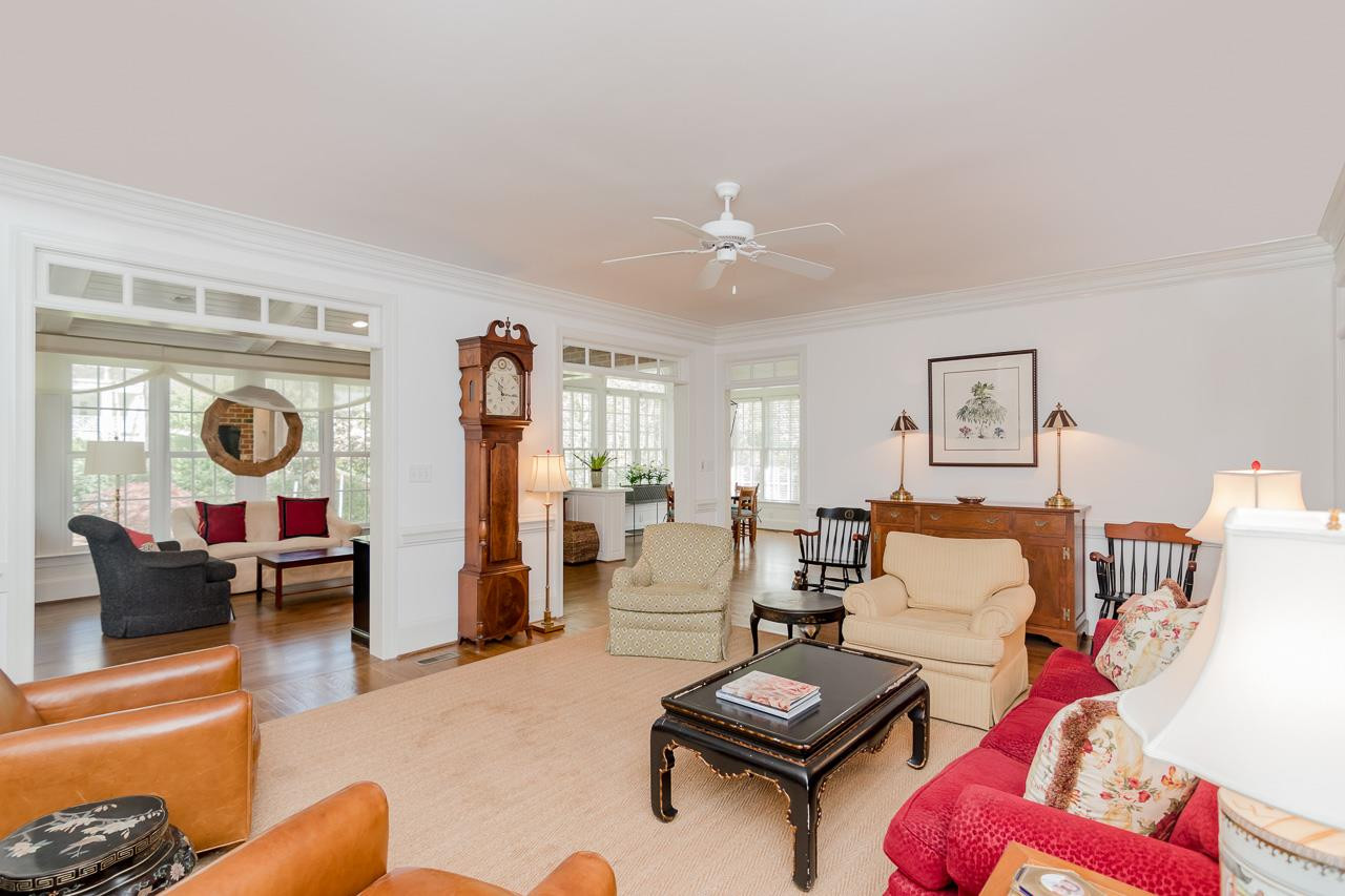 407 Forsyth Street Raleigh, NC 27609 - Photo 15 of 30 Family Room