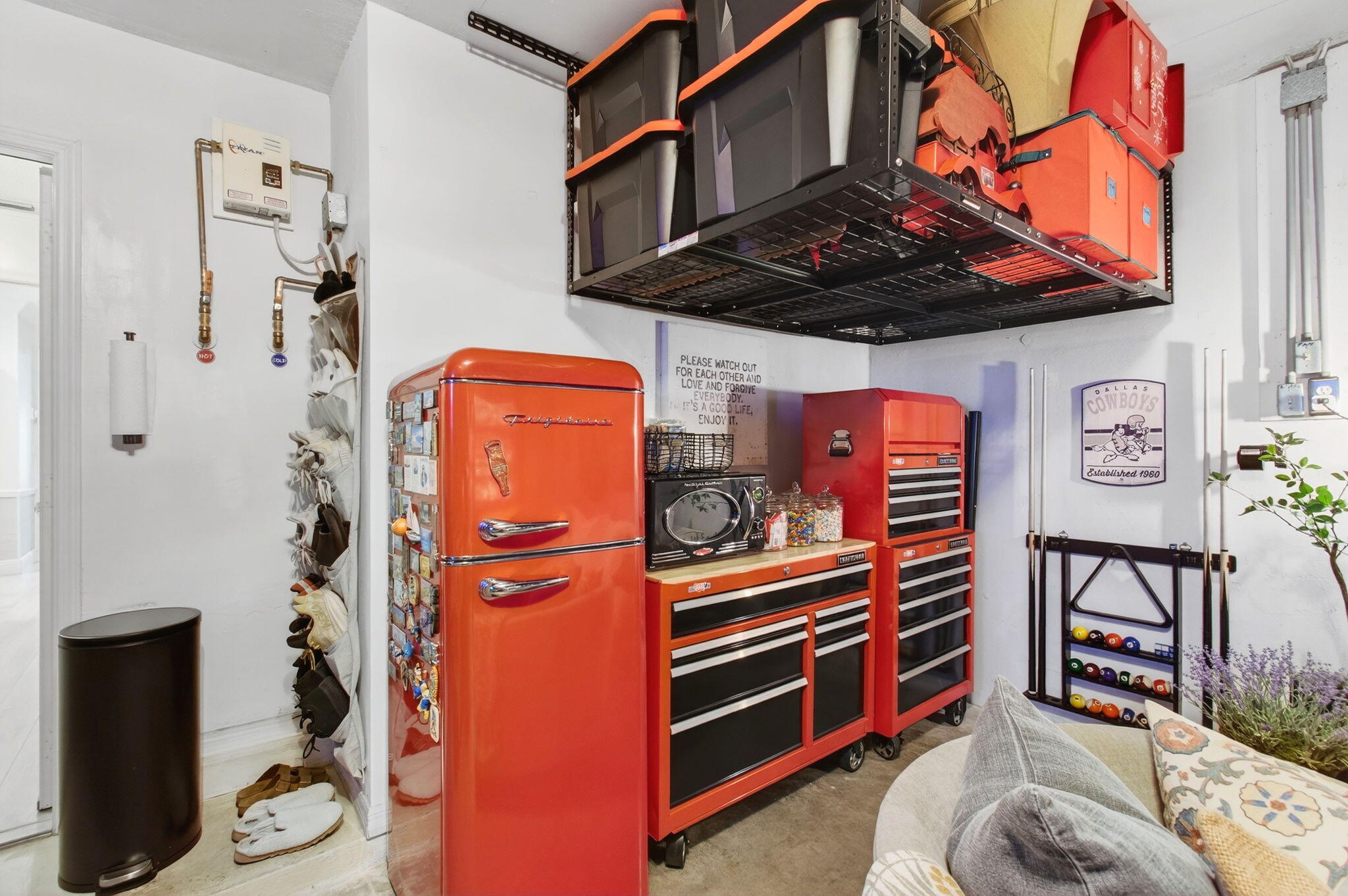 21400 Millbrook Court Boca Raton, FL 33498 - Photo 46 of 65 Family Room/Garage