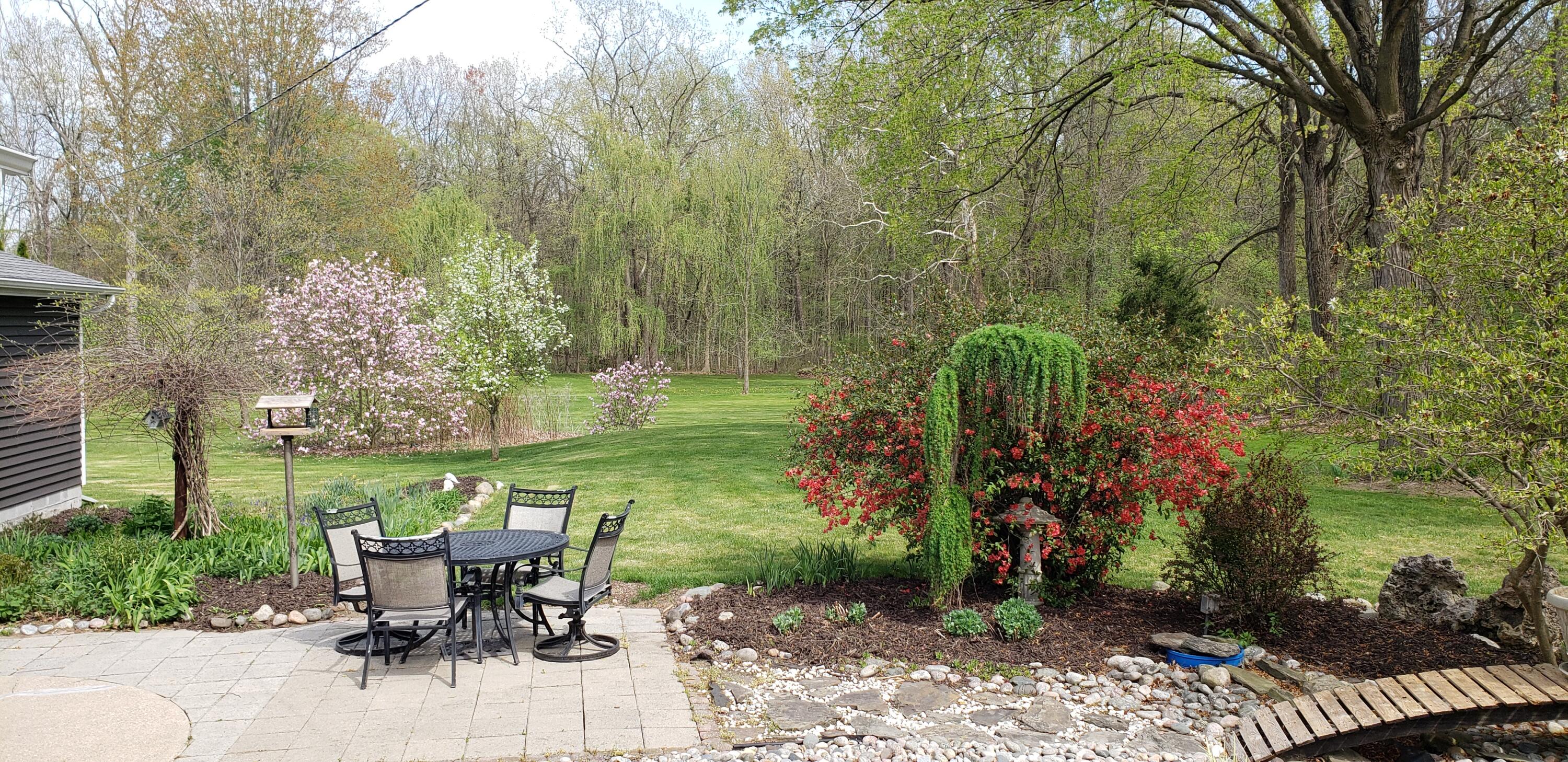 12151 Bunton Road Willis, MI 48191 - Photo 6 of 31 5 patio