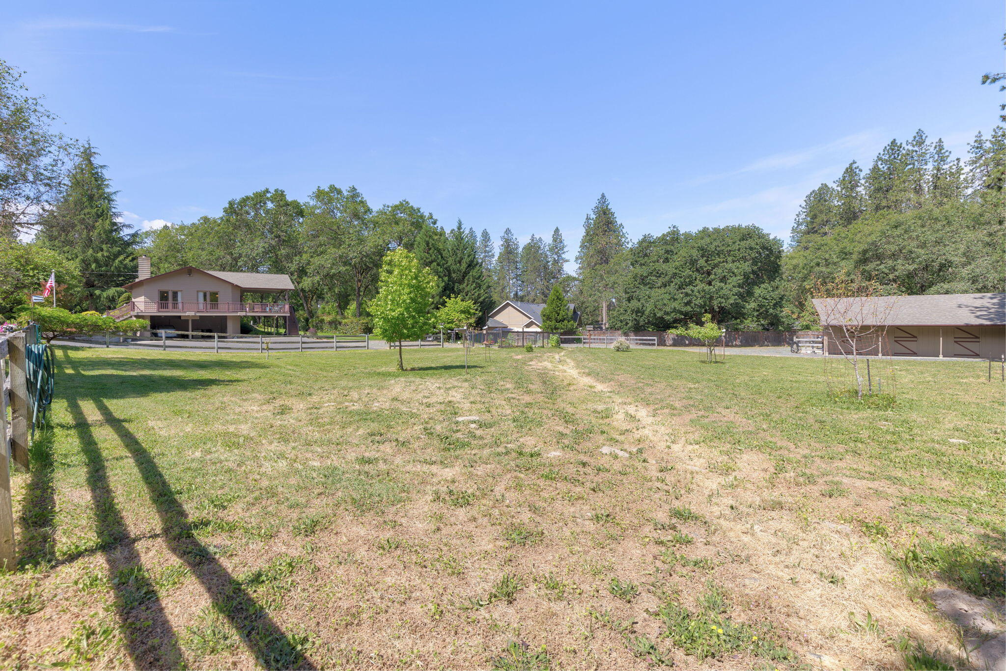 462 Espey Road Grants Pass, OR 97527 - Photo 14 of 41 Pasture