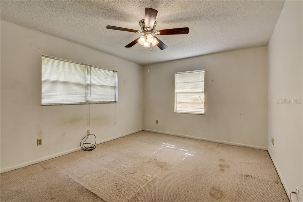 2771 East Canal Road Deltona, FL 32738 - Photo 16 of 33 Gallery Image 16