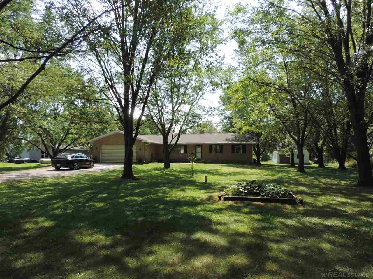37600 Hobarth Road Chesterfield, MI 48047 - Photo 1 of 32