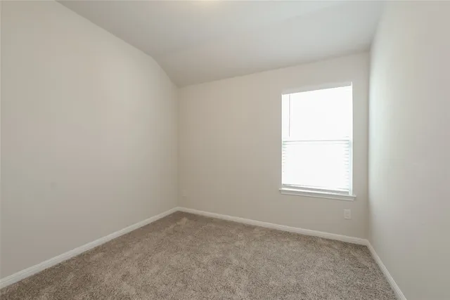 $1,905 | 1014 Round Bale Road, Hutto, TX 78634