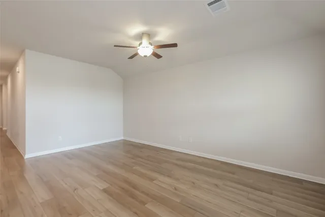 $1,905 | 1014 Round Bale Road, Hutto, TX 78634