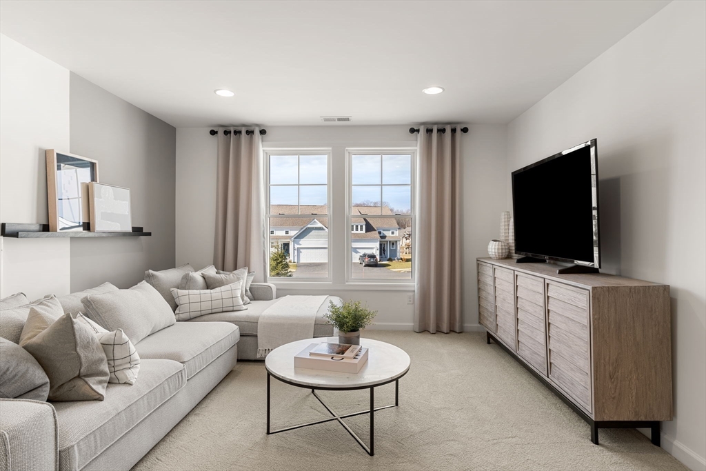 31 Sandtrap Circle, Unit 500 Walpole, MA 02081 - Photo 14 of 16