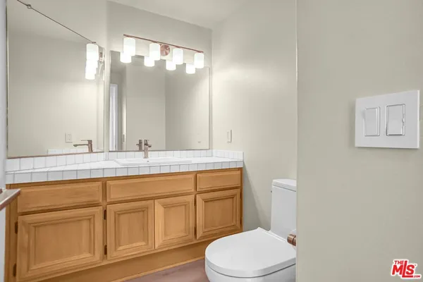 $8,750 | 2605 Country Lane, Westlake Village, CA 91361