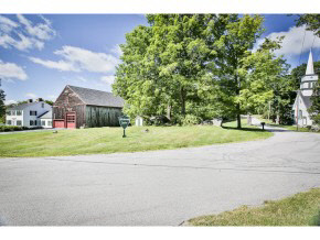 590 Center Road Hillsborough, NH 03244 - Photo 4 of 32