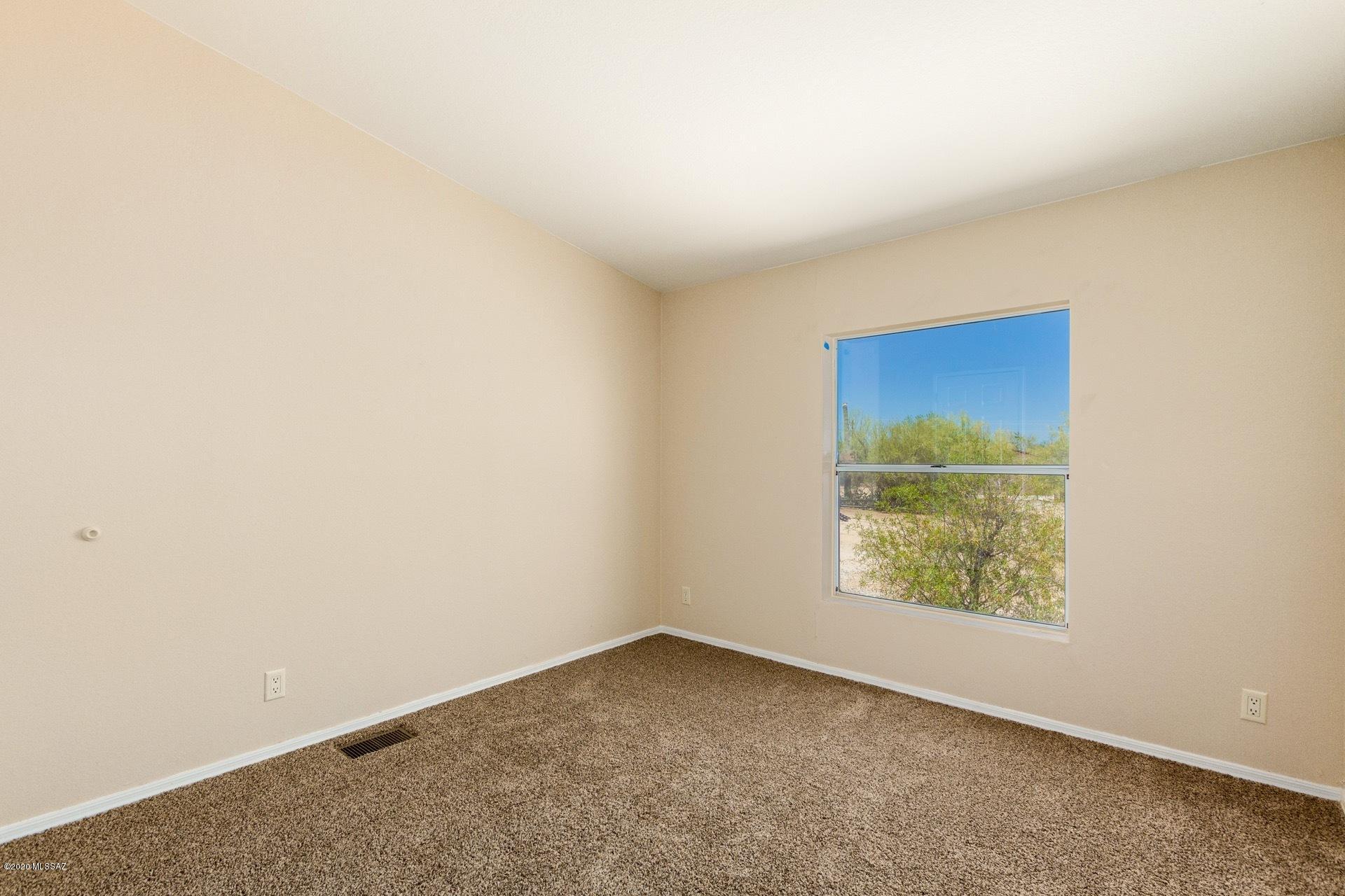 6098 North Van Ark Road Tucson, AZ 85743 - Photo 12 of 14