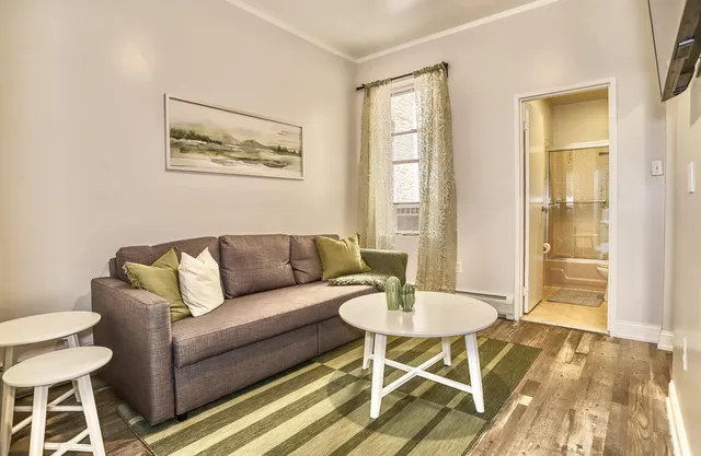 $2,000 | 208 48th Street, Unit 27, Union City, NJ 07087