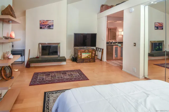 $3,800 | 1917 Alga Road, Unit B, Carlsbad, CA 92009