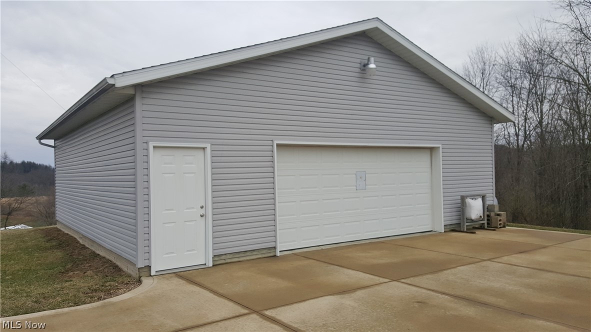 7255 Stonecreek Road Southwest Newcomerstown, OH 43832 - Photo 4 of 27 Gallery Image 4