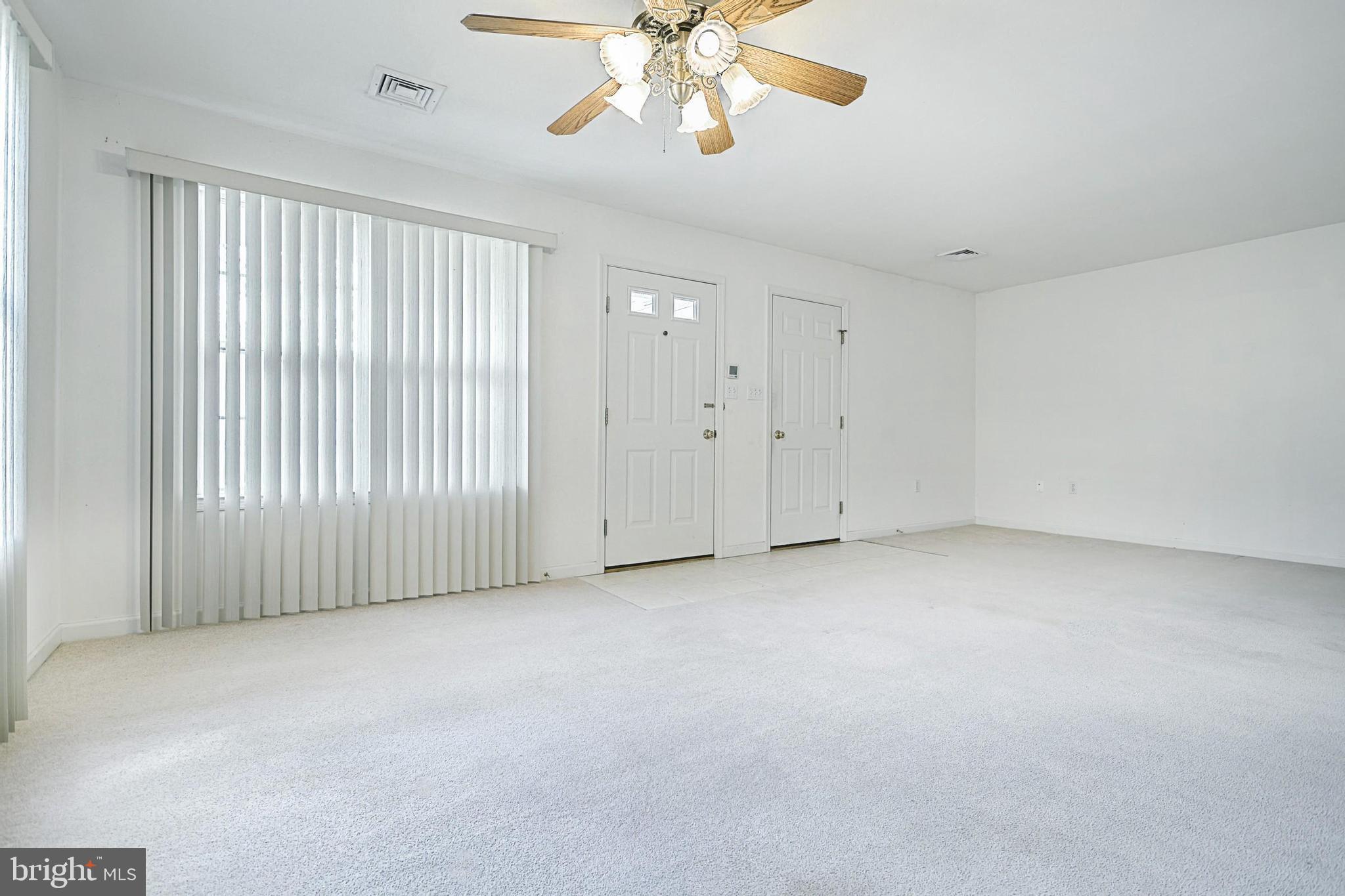 6812 Seneca Ridge Drive York, PA 17403 - Photo 6 of 22 Gallery Image 6