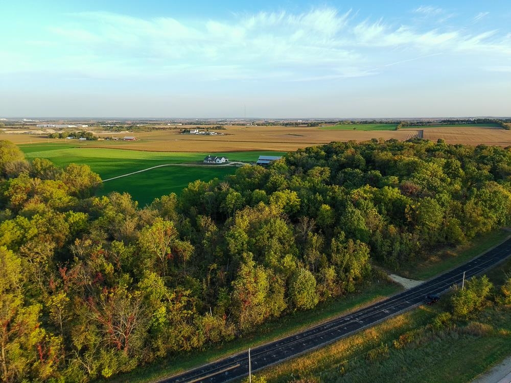 9520 South Clinic Road Beloit, WI 53511 - Photo 1 of 1 Gallery Image 1