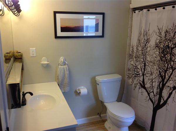 6 Pinecrest Road North Reading, MA 01864 - Photo 8 of 16 Gallery Image 8