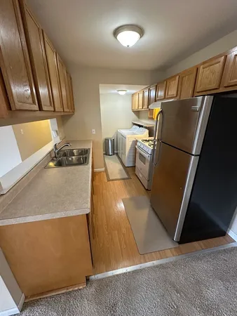 $207,500 | 7748 West Harbor Court, Unit 40, Frankfort, IL 60423