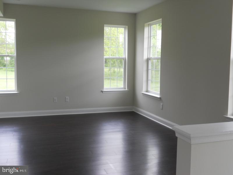 90 Kelly Driver Road Clementon, NJ 08021 - Photo 13 of 22 Family Room