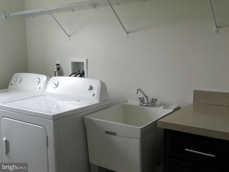 90 Kelly Driver Road Clementon, NJ 08021 - Photo 14 of 22 Laundry Room