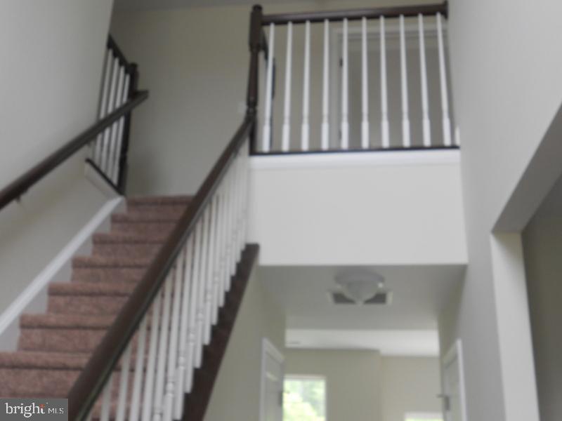 90 Kelly Driver Road Clementon, NJ 08021 - Photo 4 of 22 View of Upper Level From Foyer