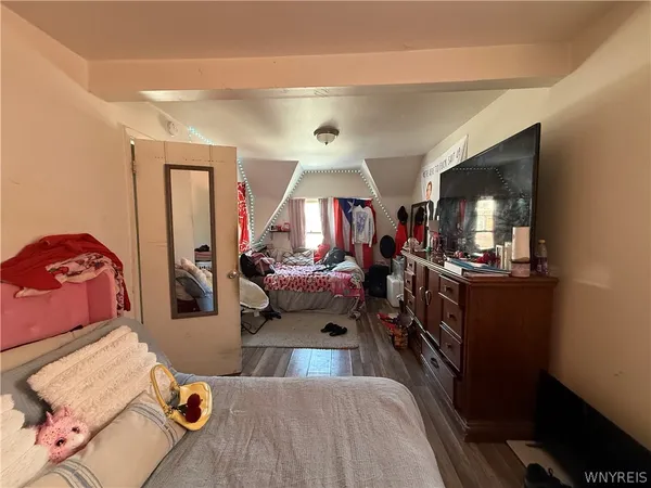 $149,900 | 131 Riverside Avenue, Buffalo, NY 14207