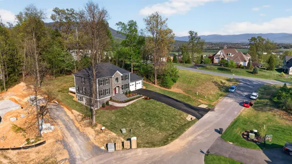 $964,900 | 140 Hastings Court, Harrisonburg, VA 22801