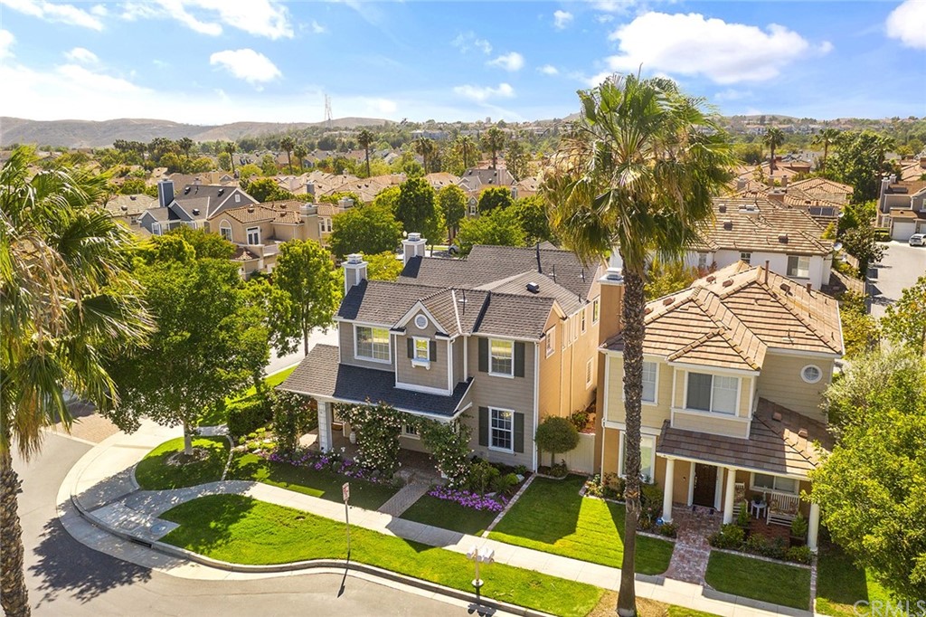 209 Sklar Street Ladera Ranch, CA 92694 - Photo 3 of 34