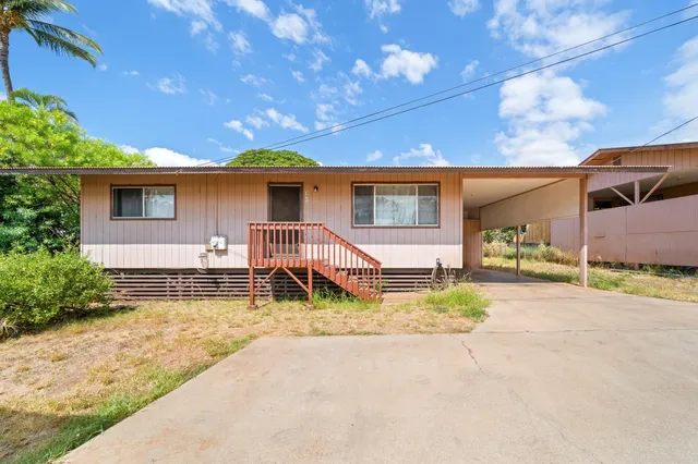 $750,000 | 390 Auhana Road, Unit B, Kihei, HI 96753