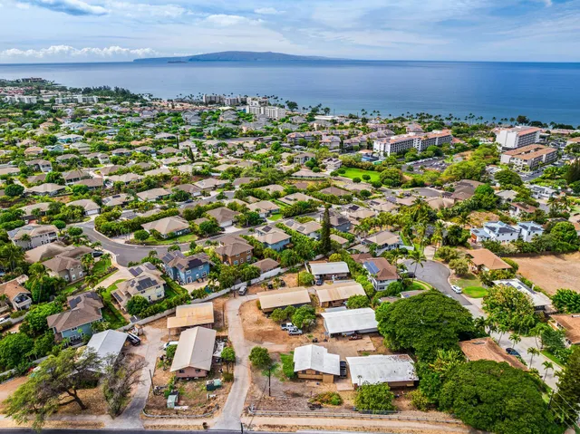 $750,000 | 390 Auhana Road, Unit B, Kihei, HI 96753