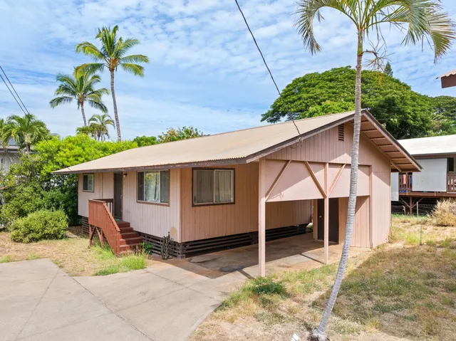 $750,000 | 390 Auhana Road, Unit B, Kihei, HI 96753