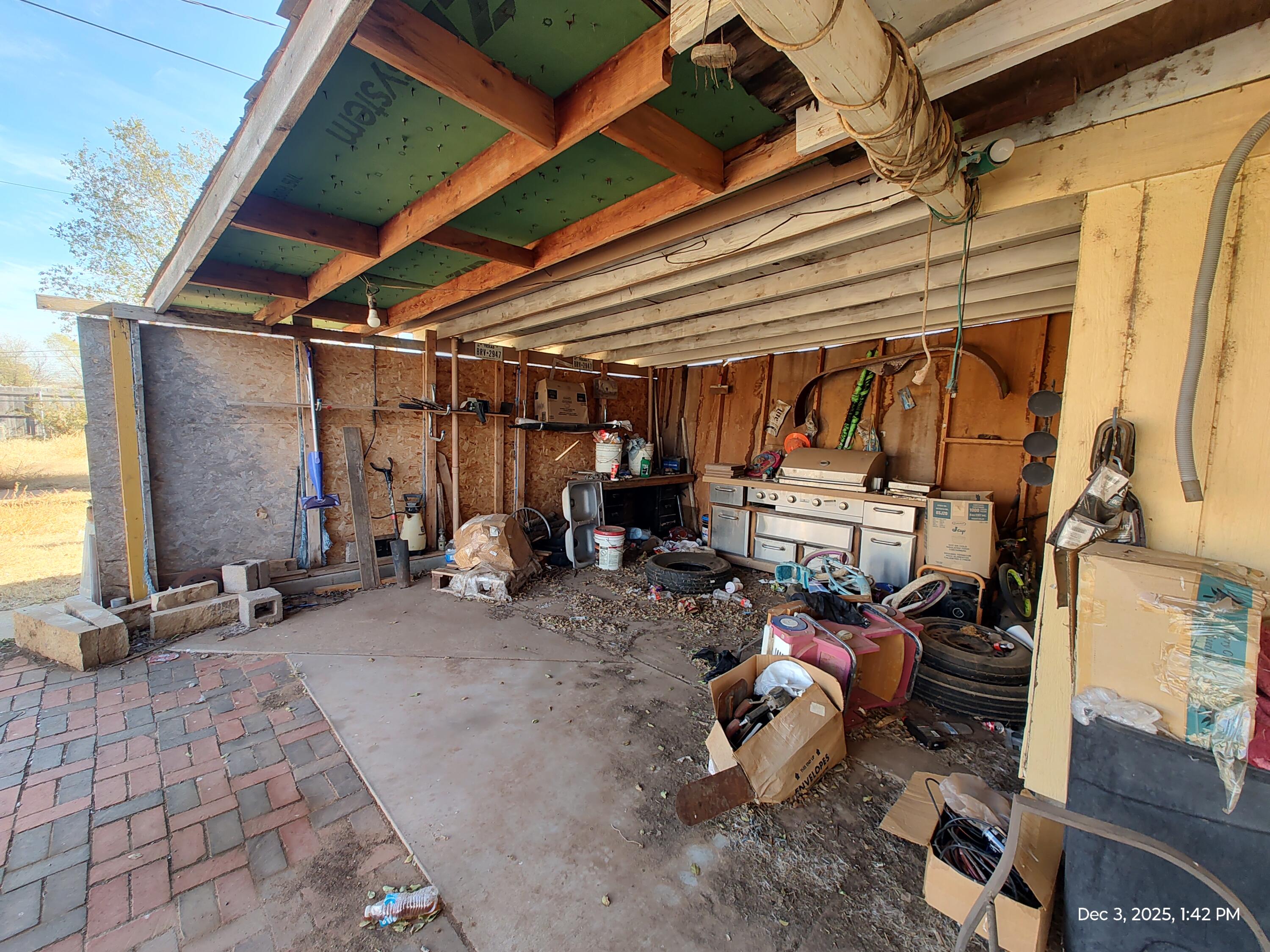 6219 22nd Street Lubbock, TX 79407 - Photo 16 of 42 IMG_20251203_134238546_HDR