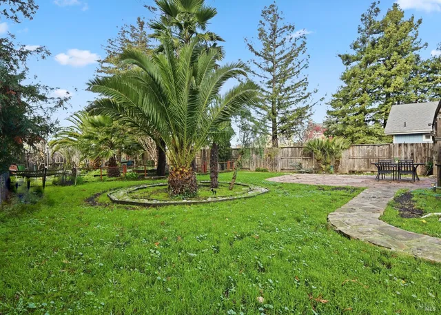 $699,000 | 117 Marvin Court, Petaluma, CA 94954